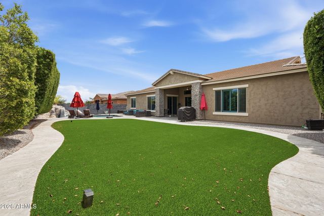 9358 W FOOTHILL Drive, Peoria, AZ 85383