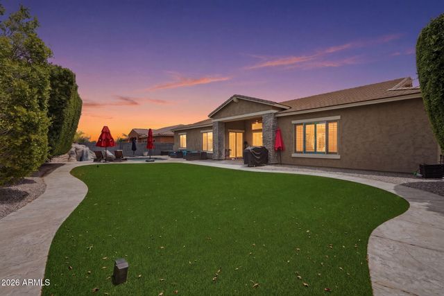 9358 W FOOTHILL Drive, Peoria, AZ 85383
