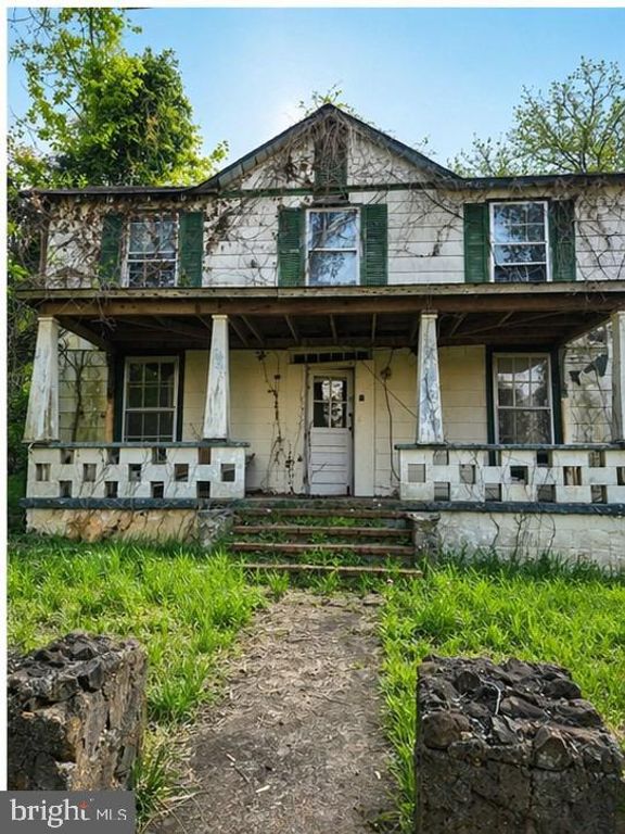 9422 LITTLE SKYLINE DR, Orange, VA 22960