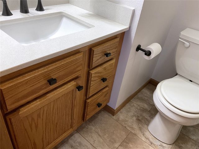 2808 Irving Avenue, Iowa City, IA 52246