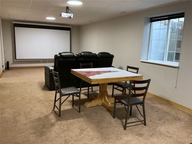 2808 Irving Avenue, Iowa City, IA 52246