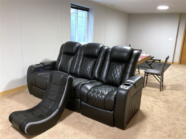 2808 Irving Avenue, Iowa City, IA 52246