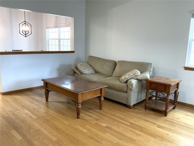 2808 Irving Avenue, Iowa City, IA 52246