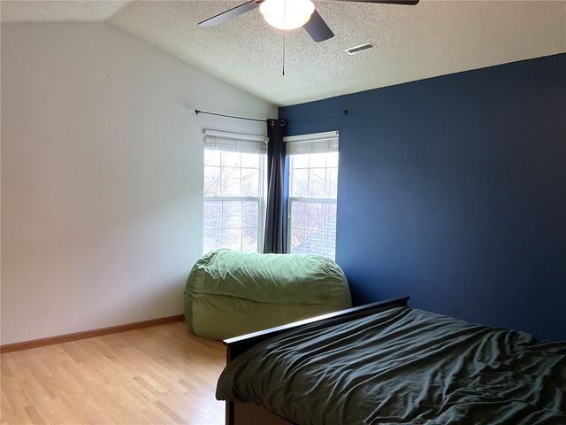 2808 Irving Avenue, Iowa City, IA 52246