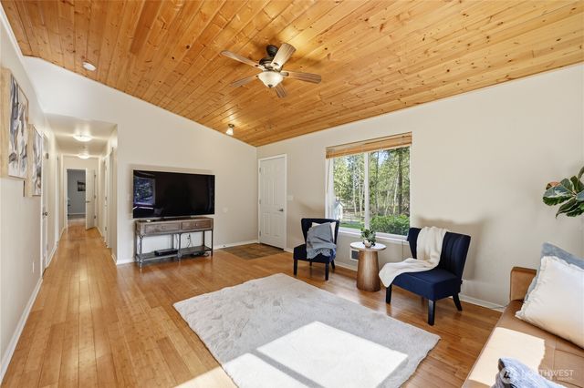70 Salal Way, Sequim, WA 98382