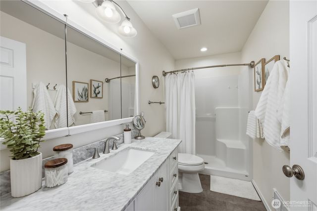 70 Salal Way, Sequim, WA 98382