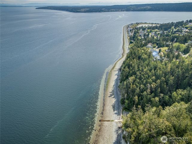 70 Salal Way, Sequim, WA 98382