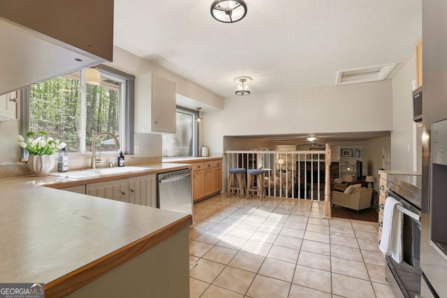 120 Partridge Point, Fayetteville, GA 30215