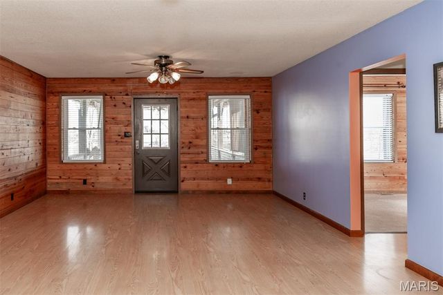 14729 Southlake Drive, De Soto, MO 63020
