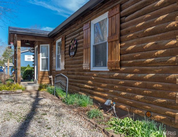 14729 Southlake Drive, De Soto, MO 63020