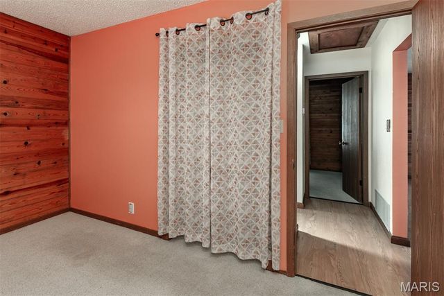 14729 Southlake Drive, De Soto, MO 63020