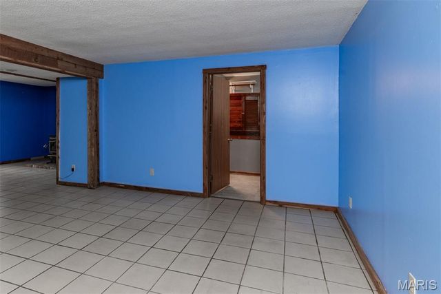 14729 Southlake Drive, De Soto, MO 63020