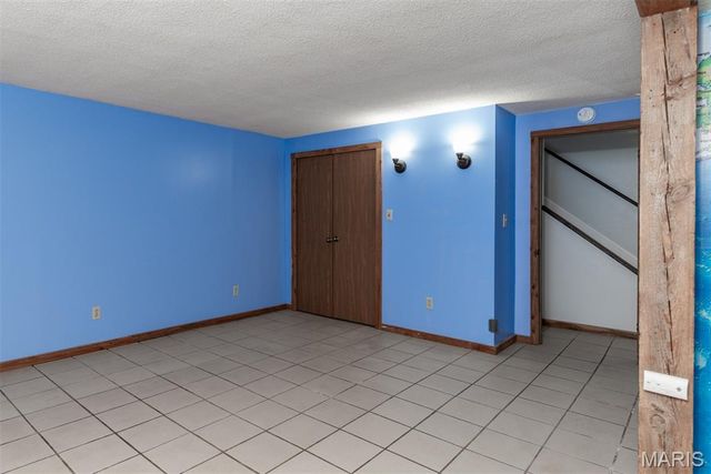14729 Southlake Drive, De Soto, MO 63020