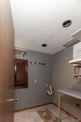 14729 Southlake Drive, De Soto, MO 63020