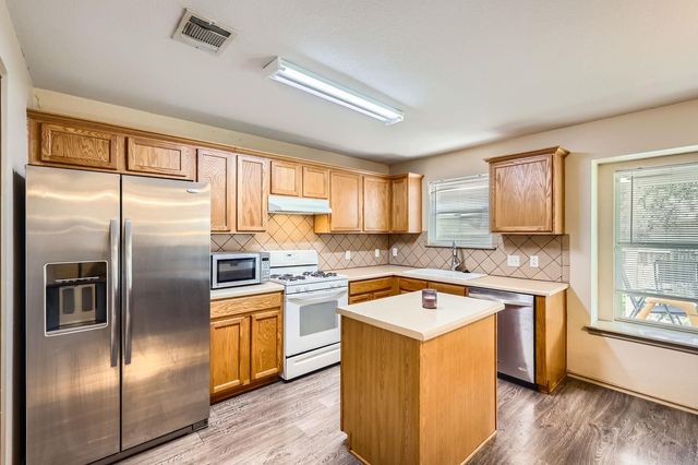 1900 Jesse Owens DR, Austin, TX 78748