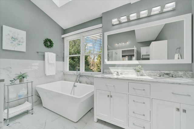 5052 GRUNDY WAY, Doylestown, PA 18902