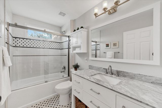 5052 GRUNDY WAY, Doylestown, PA 18902