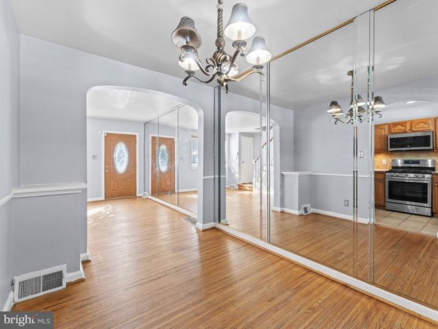 5416 SYCAMORE ST, Philadelphia, PA 19120