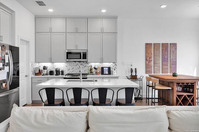 8851 Oakland Rd Unit 36, San Antonio, TX 78240