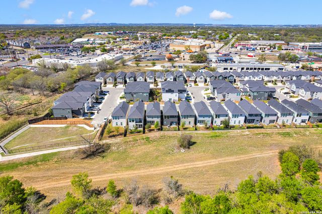 8851 Oakland Rd Unit 36, San Antonio, TX 78240