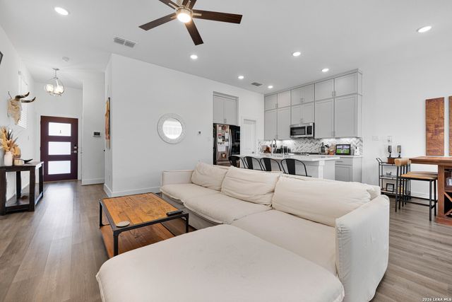 8851 Oakland Rd Unit 36, San Antonio, TX 78240