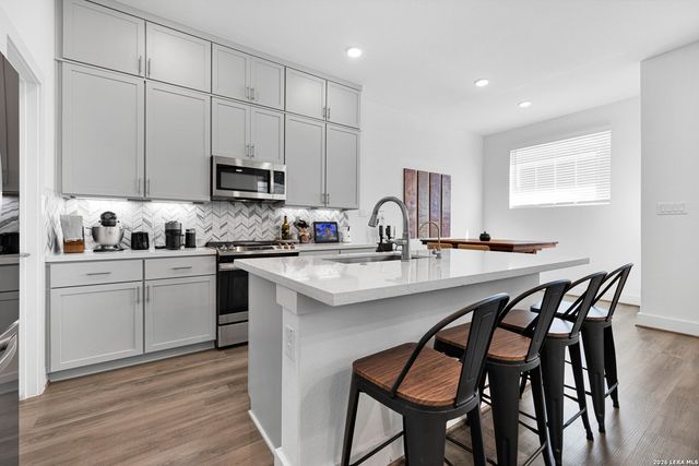 8851 Oakland Rd Unit 36, San Antonio, TX 78240