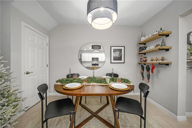 15436 Wildflower CIR, Naples, FL 34119