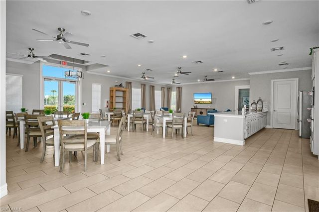 15436 Wildflower CIR, Naples, FL 34119