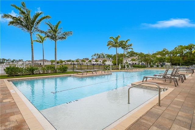 15436 Wildflower CIR, Naples, FL 34119