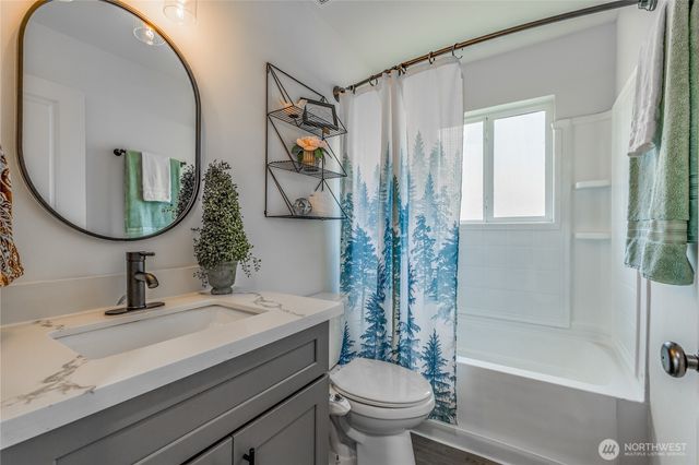 1324 E Fairbanks Street, Tacoma, WA 98404