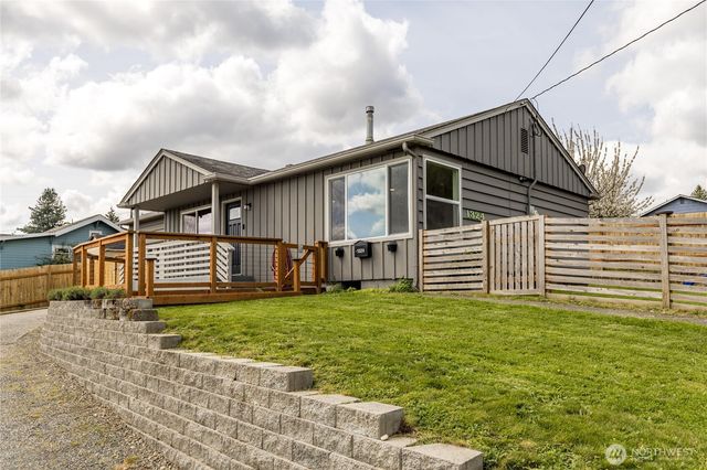 1324 E Fairbanks Street, Tacoma, WA 98404