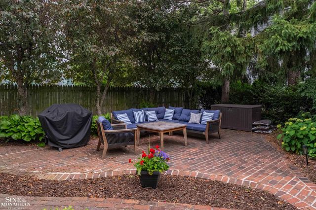 357 ROOSEVELT Pl. Place, Grosse Pointe, MI 48236
