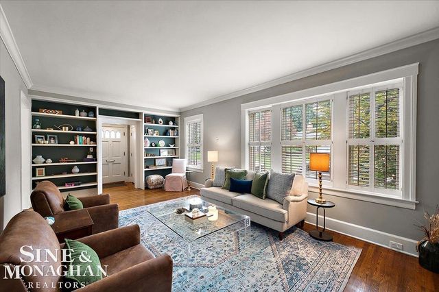 357 ROOSEVELT Pl. Place, Grosse Pointe, MI 48236