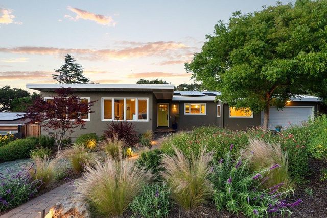875 Buckland Avenue, San Carlos, CA 94070