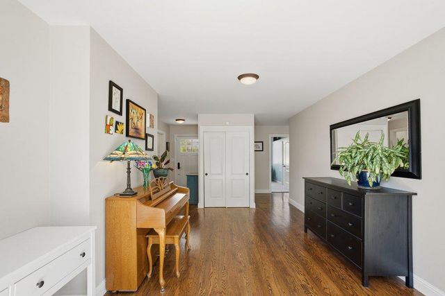 875 Buckland Avenue, San Carlos, CA 94070