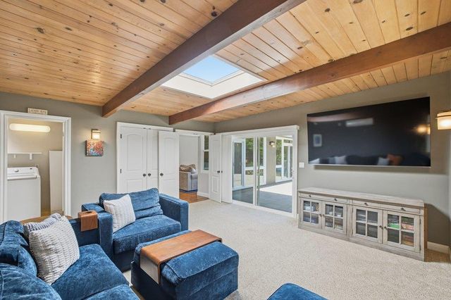 875 Buckland Avenue, San Carlos, CA 94070