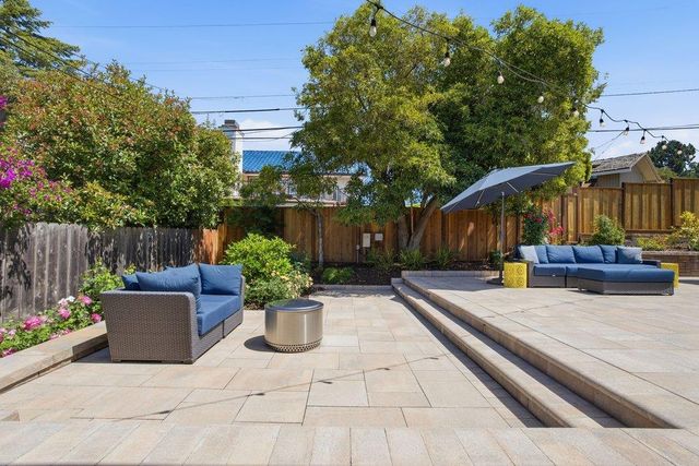 875 Buckland Avenue, San Carlos, CA 94070