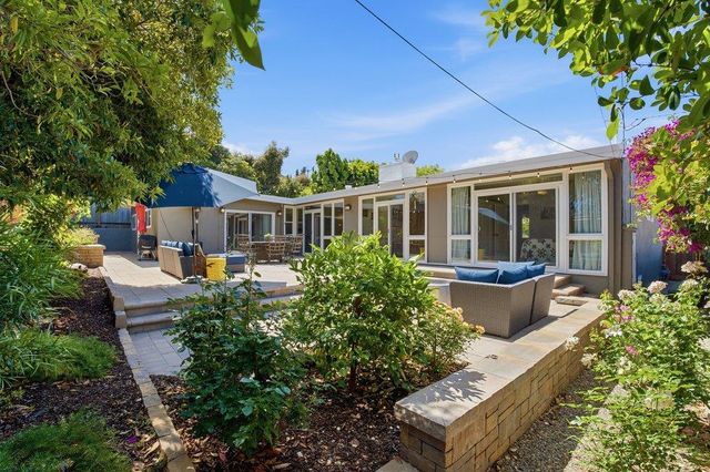 875 Buckland Avenue, San Carlos, CA 94070