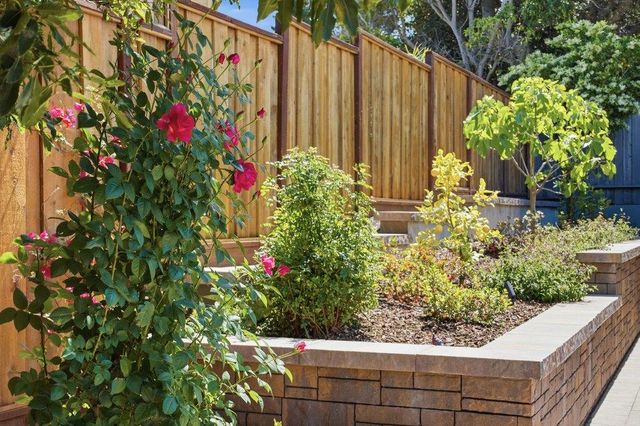 875 Buckland Avenue, San Carlos, CA 94070