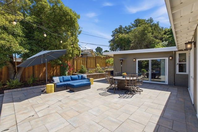 875 Buckland Avenue, San Carlos, CA 94070