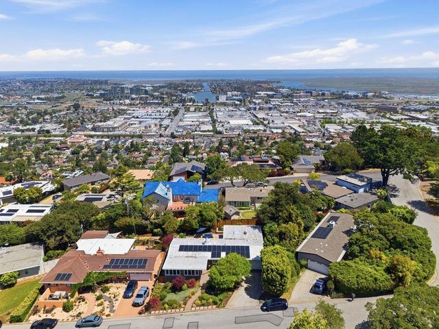 875 Buckland Avenue, San Carlos, CA 94070