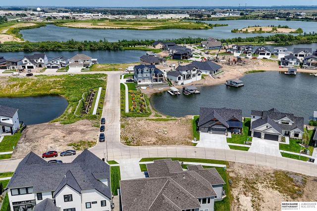 28586 Jessie Circle, Valley, NE 68064