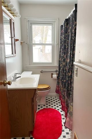 168 Birchwood Drive, Irondequoit, NY 14622