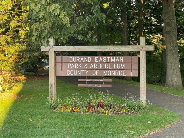 168 Birchwood Drive, Irondequoit, NY 14622