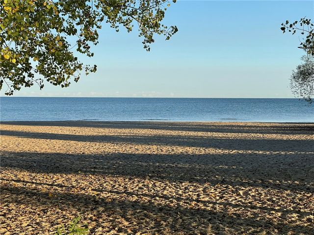 168 Birchwood Drive, Irondequoit, NY 14622