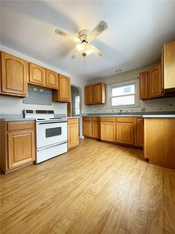 168 Birchwood Drive, Irondequoit, NY 14622