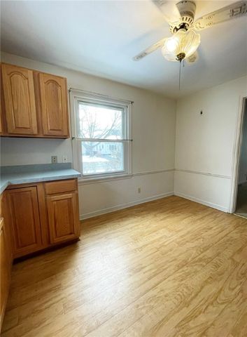 168 Birchwood Drive, Irondequoit, NY 14622