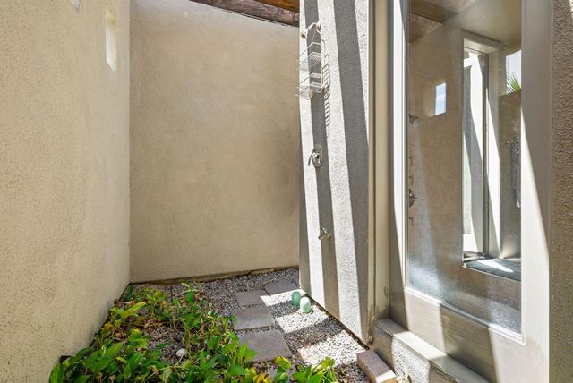 54385 Avenida Madero, La Quinta, CA 92253