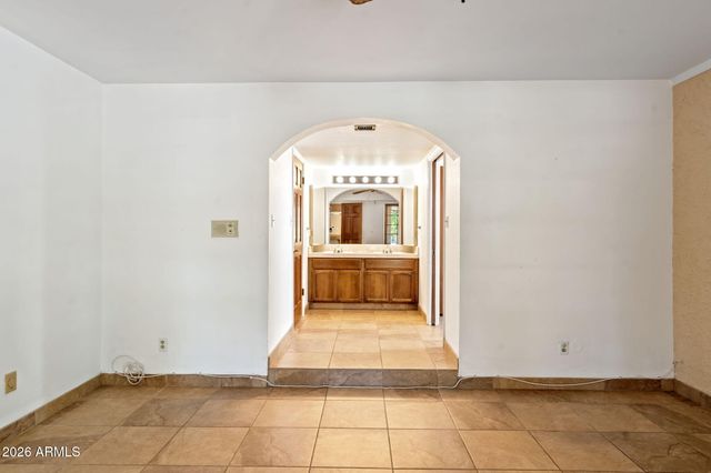 13627 N 58TH Street, Scottsdale, AZ 85254