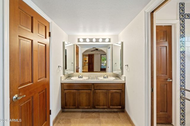13627 N 58TH Street, Scottsdale, AZ 85254